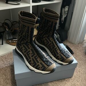 AUTHENTIC FENDI SNEAKERS